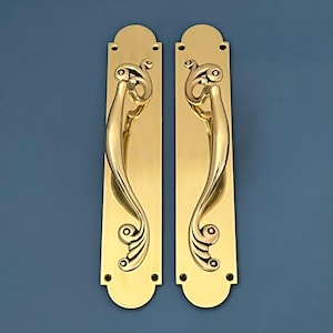 Par de tiradores grandes de latón reciclado de 14 pulgadas para puertas, estilo Art Nouveau, con diseño antiguo y decorativo vintage.