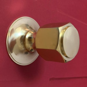Manija central Art Deco de latón extragrande de 4" para puerta de entrada, aldaba para correo, letras, ficticia de gran tamaño (MÁS DISPONIBLES)