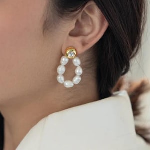 Freshwater Pearl Gold Dangle Earrings, Elegant Bridal Jewelry