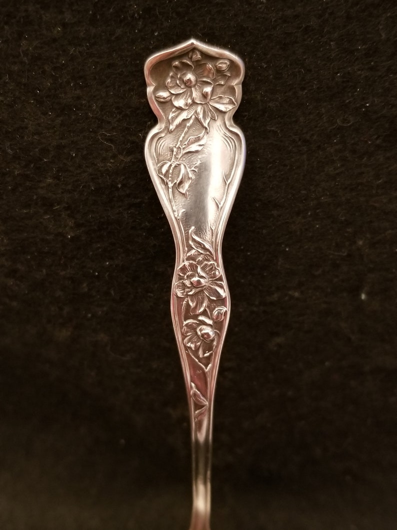 Sterling Silver Vintage Scalloped Ladle