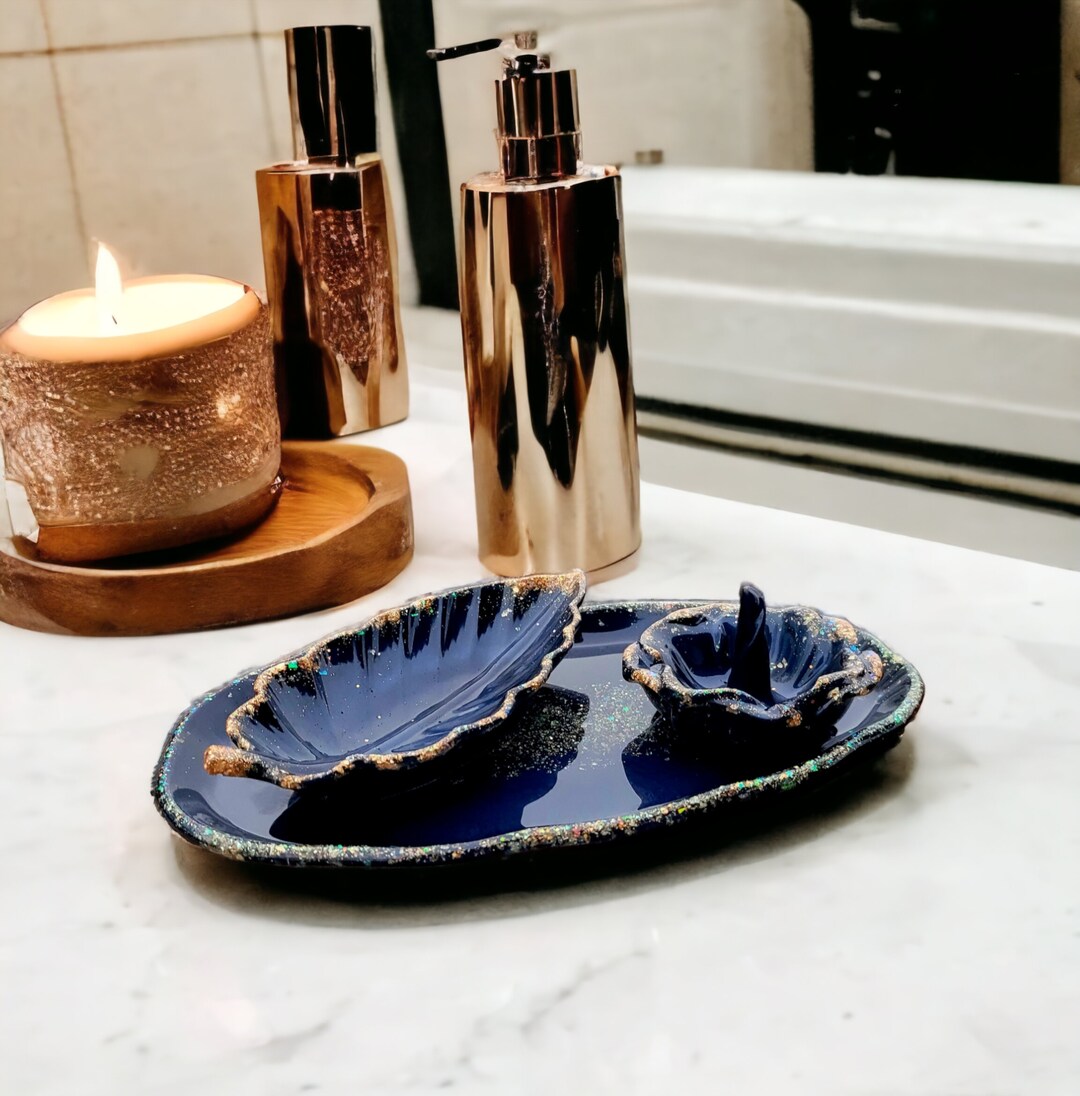 RESIN JEWELRY DISH, Jewelry Vanity Tray, Perfume Makeup Tray, Gift 4 Her, Resin Tray, Container