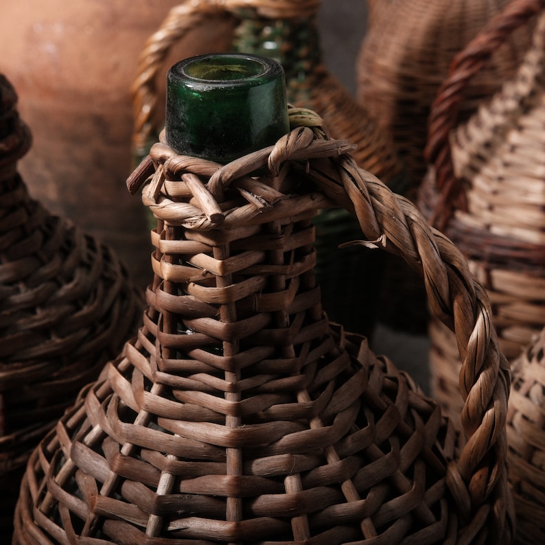 Antique French Wicker Demijohn Wine Jug French Jug European Vintage Jar Bottle Free Shipping immagine 9