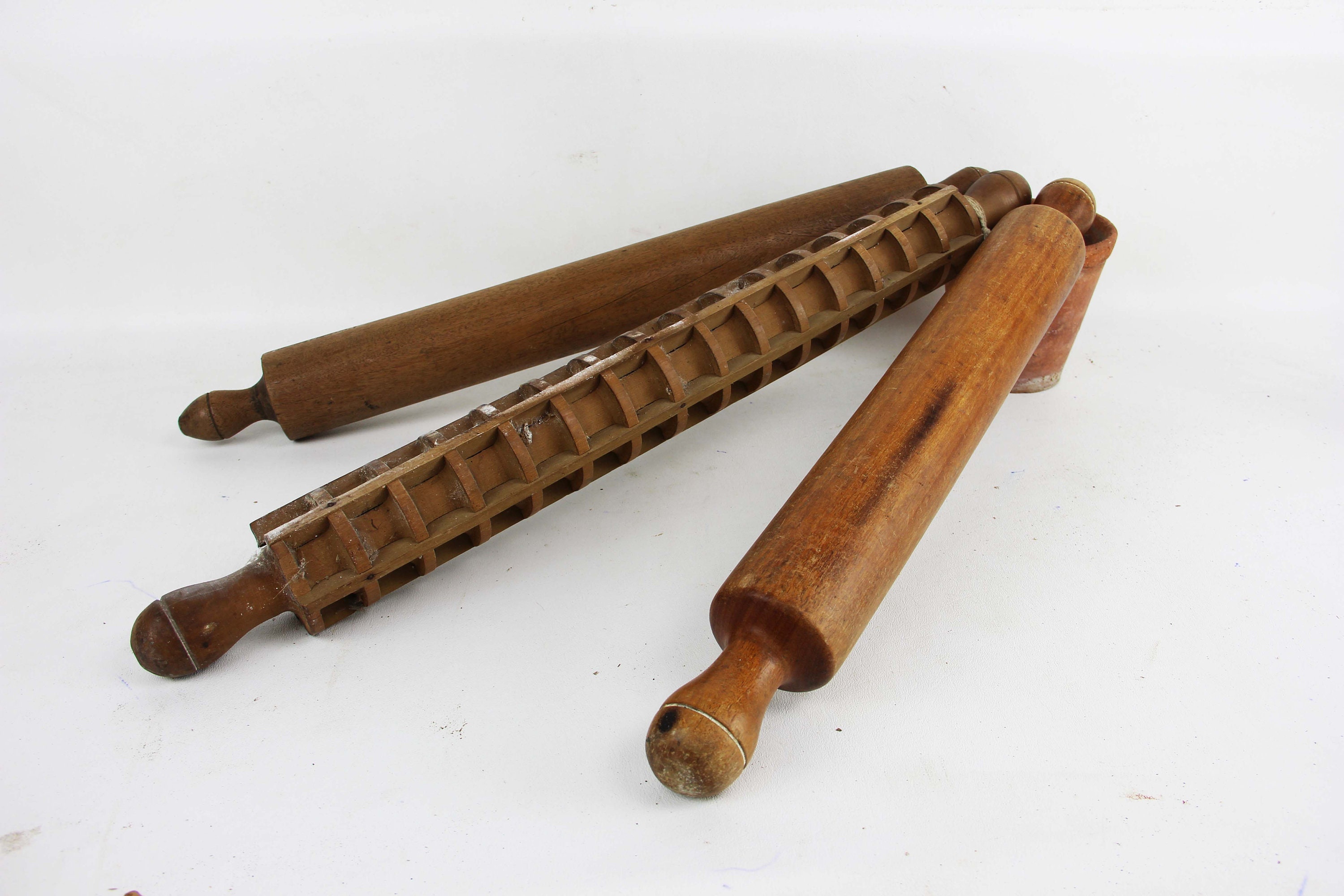 wooden noodle roller