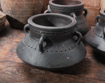 Vintage schwarze Handi Tontopf | Handgefertigtes Wabi Sabi Dekor