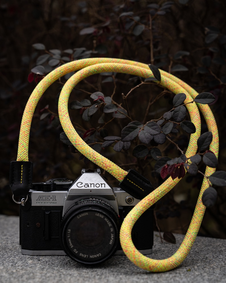 Corde Sangle pour appareil photo Fleur artisanale jaune rouge 10 mm CSC-FYER image 7