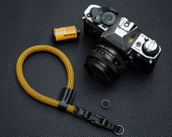 Handgemaakte Quick release Lederen 10mm Gele Camera polsband FCWS