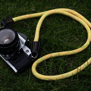Corde Sangle pour appareil photo Fleur artisanale jaune rouge 10 mm CSC-FYER image 6