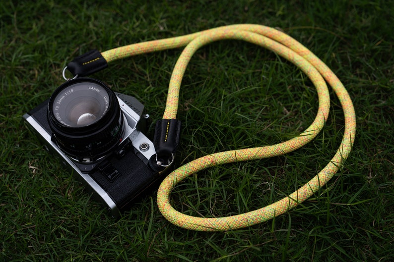 Corde Sangle pour appareil photo Fleur artisanale jaune rouge 10 mm CSC-FYER image 6