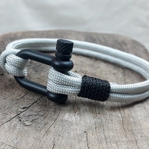 SILVERGREY Black men's bracelet in nautical rope and black shackle, Custom men's jewelry, Gift idea for men, Gift for Him