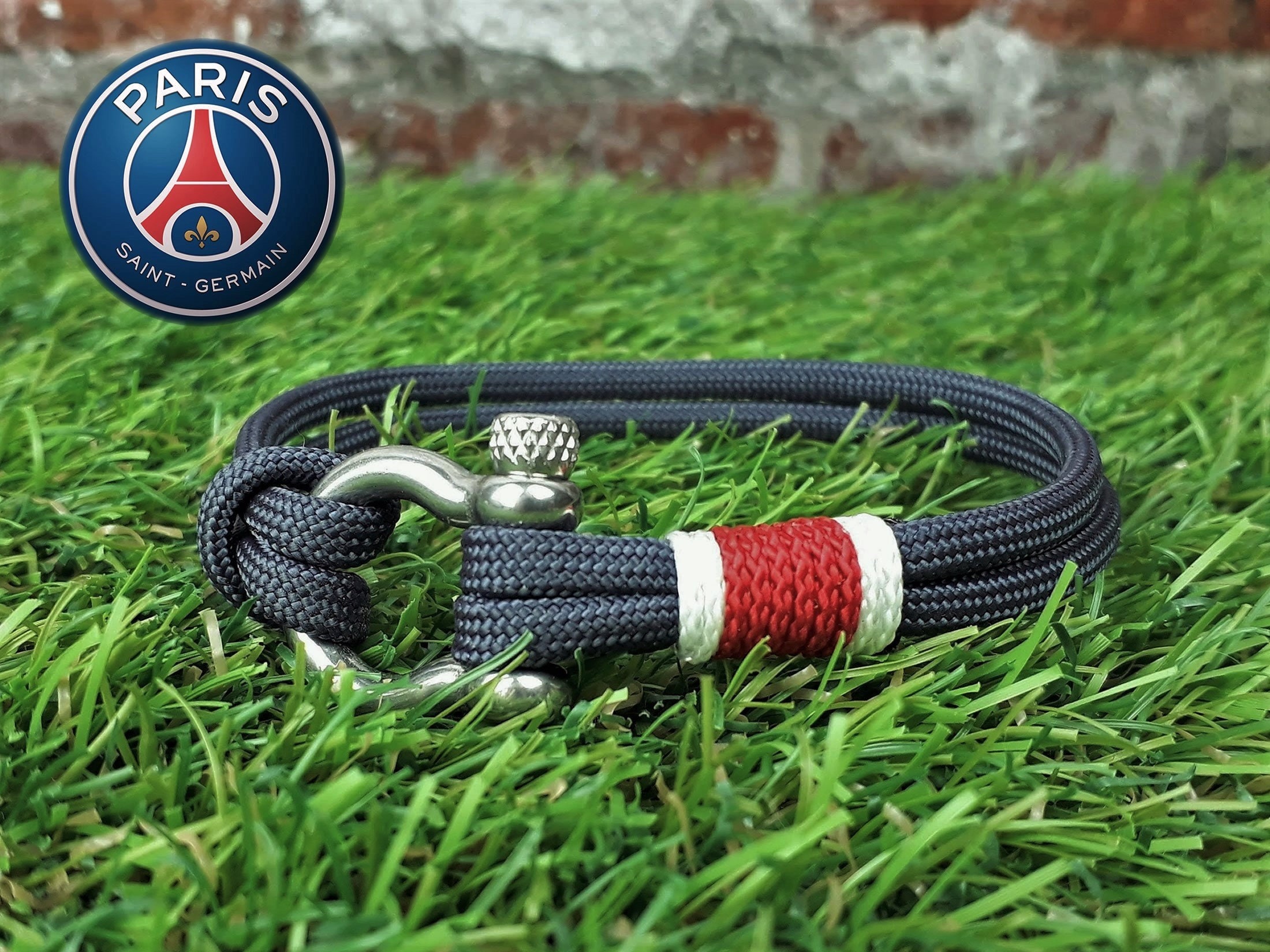 Bracelet club de football ANGLETERRE cadeau fan d'Angleterre, bracelet de  football rouge blanc, bracelet paracorde cadeau foot, bracelet corde,  cadeau homme garçon -  France