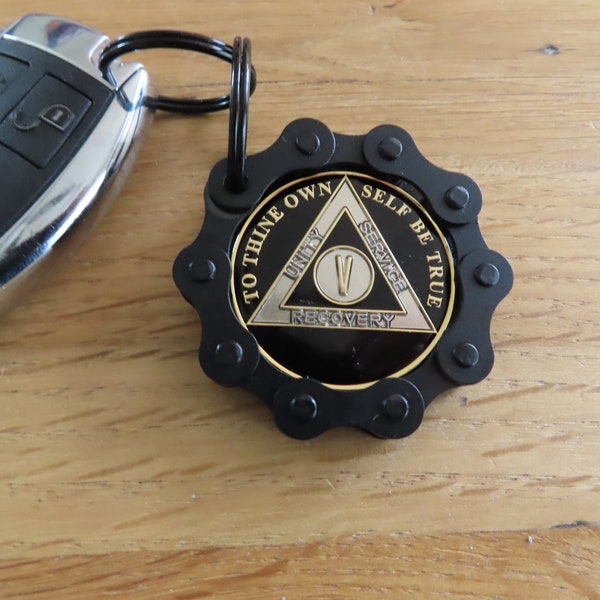 Display your AA Chip Keychain Crafted bicycle chain Alcoholics Anonymous NA CA Medallion Key Ring Gift Sobriety Birthday Anniversary Biker