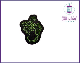 Lizard Embroidered Patch, Gecko Embroidered Patch, Tribal Design, Lizard Applique Patch, Iron On Patch for Jacket, Sew On Patch for Jeans