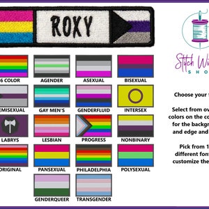 Könnte beinhalten: Eine Auswahl an Pride-Flaggen-Designs für kundenspezifische Stickpatches. Die Flaggen umfassen die 6-Farben-Flagge, Agender, Asexuell, Bisexuell, Demisexuell, Gay Men's, Genderfluid, Intersex, Labrys, Lesbisch, Progress, Nonbinär, Original, Pansexuell, Philadelphia, Polysexuell, Genderqueer und Transgender. Der Text "ROXY" ist auf einem Patch mit einem schwarzen Dreieck auf grauem Hintergrund gestickt.