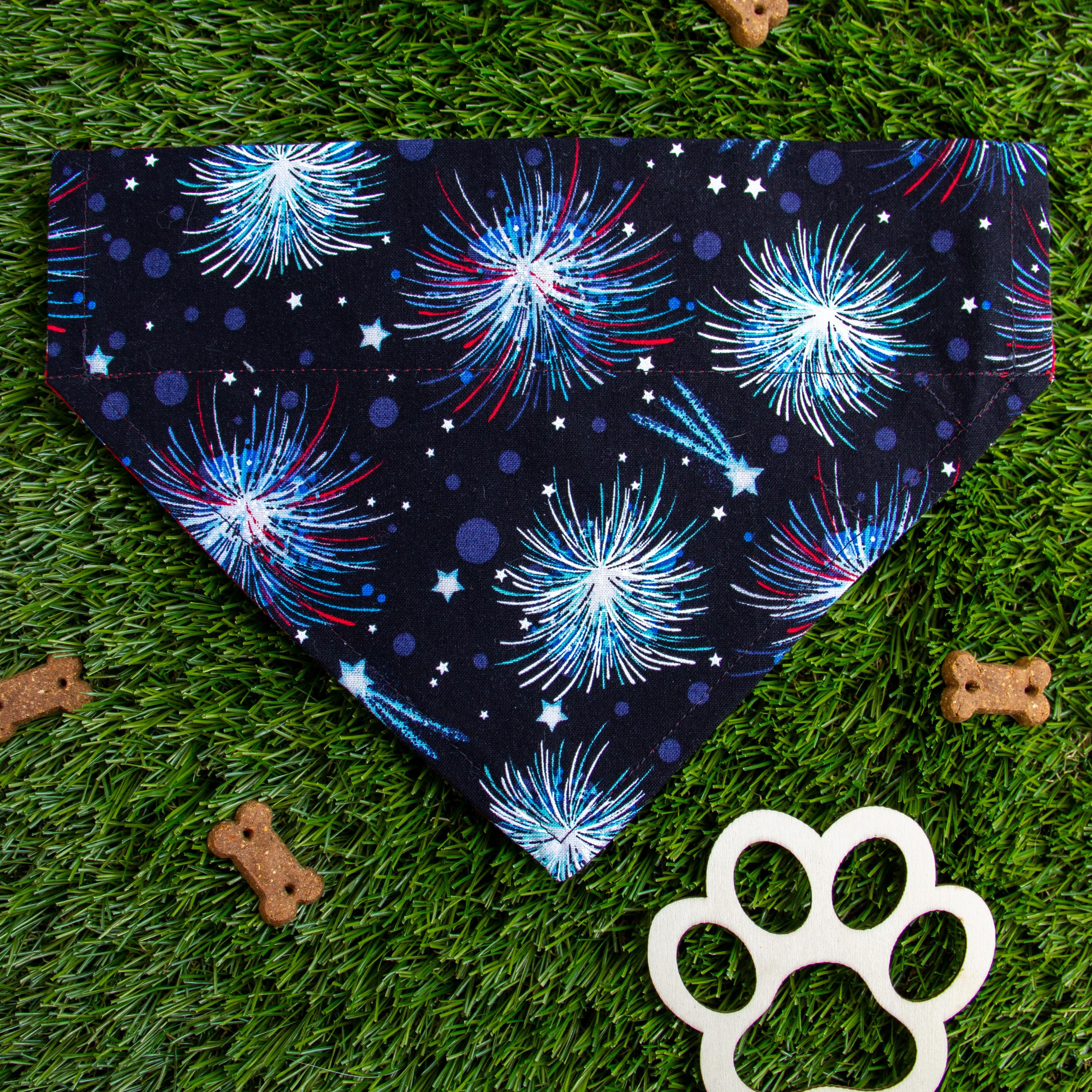 Hundehalstücher Zum 4. Juli – USA-Design Mit Sternen & Blumen, Größe XL Für Große Hunde