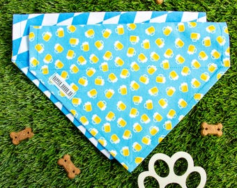 Oktoberfest Hundehalstuch Wendehalstuch: Bierkrug & bayerischem Print