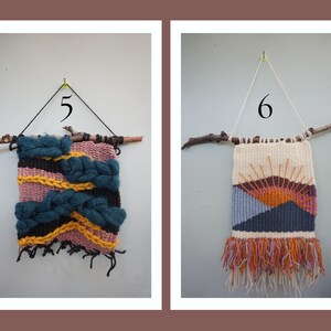 Puede incluir: Dos tapices de pared tejidos, uno con un patr&oacute;n geom&eacute;trico en rosa, amarillo, negro y azul, y el otro con una escena de amanecer en naranja, amarillo, rosa y azul.