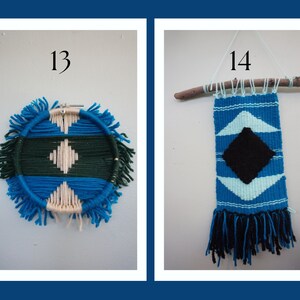 Puede incluir: Dos tapices de pared, uno circular y otro rectangular, ambos con un patr&oacute;n geom&eacute;trico en tonos de azul, verde, blanco y negro. El tapiz circular tiene un borde de flecos. El tapiz rectangular est&aacute; sujeto a una rama.