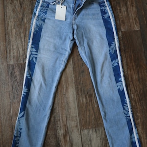 Upcycled Cyanotype Printed Levi&#39;s Classic Midrise Skinny Jeans - Size 29