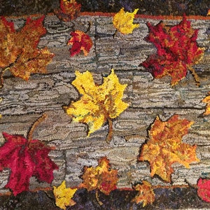 Herfstbladeren op het dek-haakpatroon op vloerkleed schering / linnen / jute / papier
