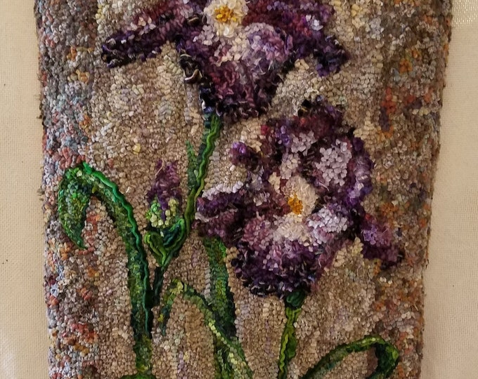 Velvet Iris -Rug Hooking PATTERN on Rug Warp / Linen / Burlap / Paper