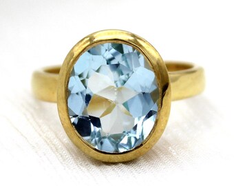 Exquisite Sky Blue Topaz Ring for Her, 18K Yellow Gold Polish Ring, November Birthstone, Anniversary Ring, Birthday Gift.