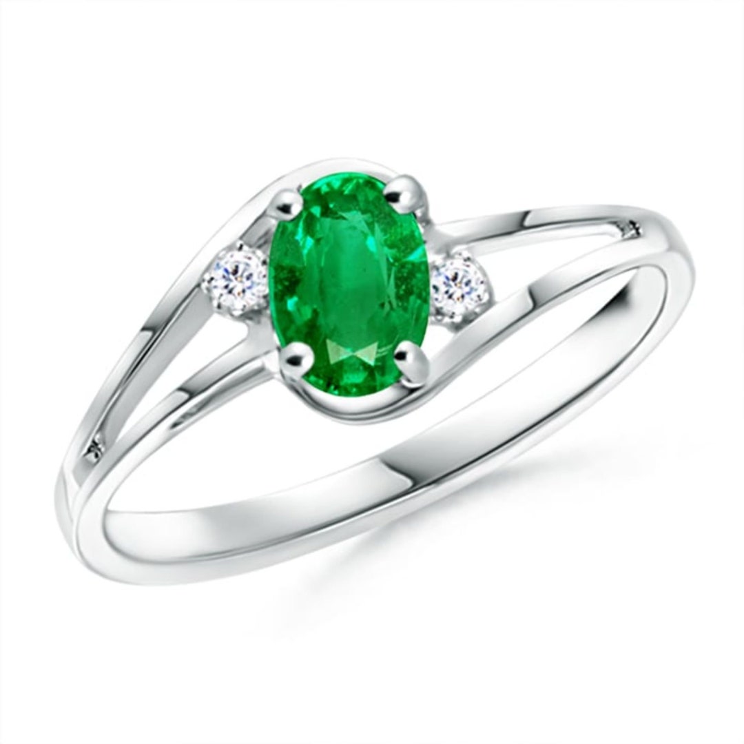 Beautiful Emerald Ring for Her 925 Sterling Silver Ring May - Etsy