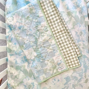 Vintage Sheet Floral Baby Quilt | Blue Green Floral Blanket | Cottage Core Baby Blanket | Toddler Quilt | Vintage Nursery | Gingham Quilt