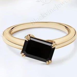 East West Black Onyx Engagement Ring For Women Vintage Solitaire Wedding Ring Elegant Black Onyx Gemstone Ring Unique Statement Ring For Her