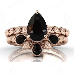 Pear Cut Black Onyx Wedding Ring Set Vintage Leaf Style Bridal Ring Set 14K Gold Black Onyx 2 Piece Ring Set Unique Anniversary Ring Set