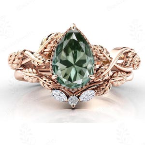 Pear Cut Green Amethyst Engagement Ring Set Vine Leaf Design Wedding Ring Set 14K Gold Green Amethyst Bridal Ring Set Women Anniversary Gift