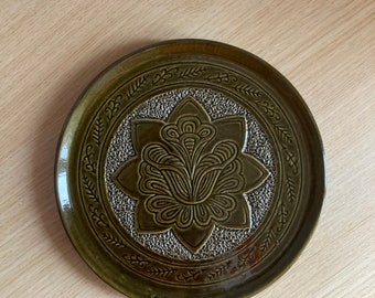 Vintage ceramic wall decorative plate