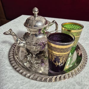 Moroccan Silver-Metal Teapot (small style 2 - with legs), Two Tea Glasses and Tray FREE UK POSTAGE