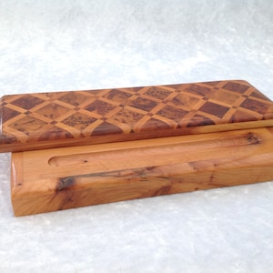 Moroccan Style Desk Tidy in Araar -Patterned/Marquetry Root and Trunk Wood, French Polished