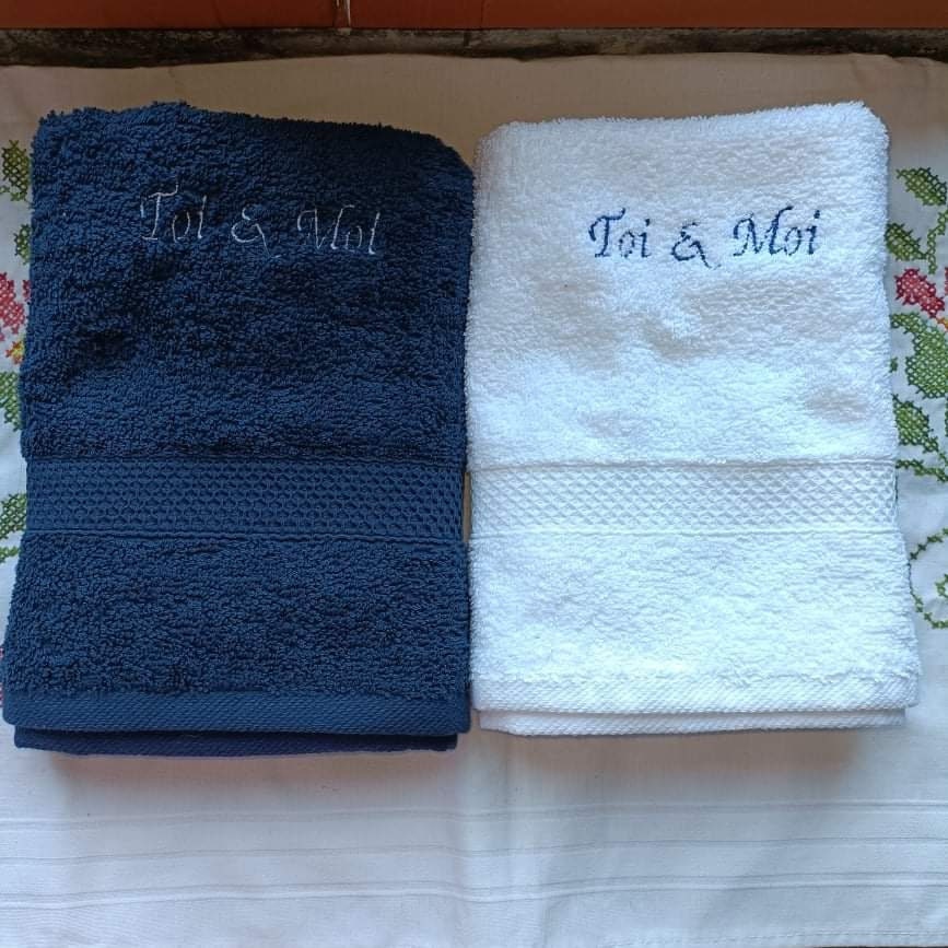 Lot de 2 Serviettes 50x100 cm Brodée Toi & Moi Promo Pour Les Amoureux
