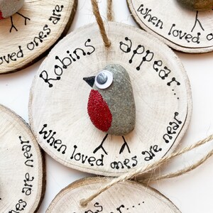 Memory Gift, Robins appear when loved ones are near - log slice decoration, Robin memory gift, wooden robin, Christmas robin,
