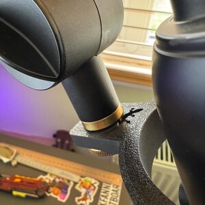 Logitech Compass Boom Arm Mic Mount – Sturdy and Adjustable Holder for Blue Yeti, Perfect for Streaming, Podcasts & Studio Setups bild 8