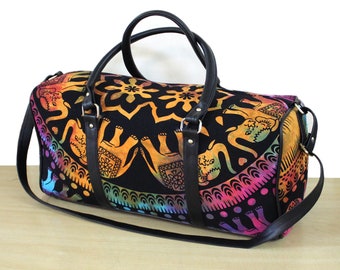 Sports Gym Duffel Barrel Bag Colorful Navajo Pattern Aztec Travel Luggage Handbag for Men Women