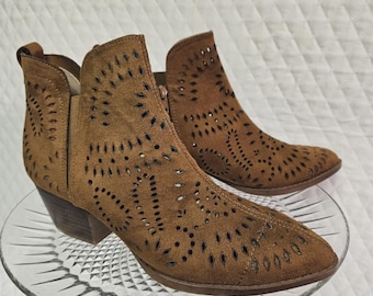 Carlos Santana Victory Boots: Women's Cutout Design Suede Ankle Zip