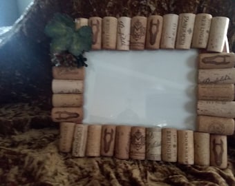 Wine cork picture frame