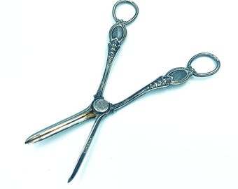 Antique William Hutton Britannia Plate Grape Scissors