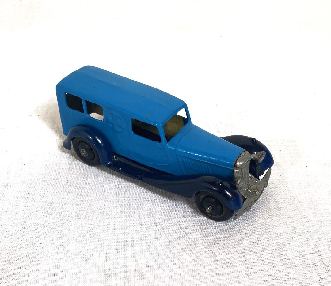 Diecast Vehicles Dinky Toys Military Ambulance Dinky Toys Military