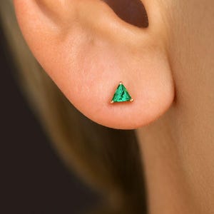 Trillion Cut Emerald Flat Back Earring in 14K Gold, Cartilage Helix Tragus Piercing Stud, Minimal Jewelry Gift for Her