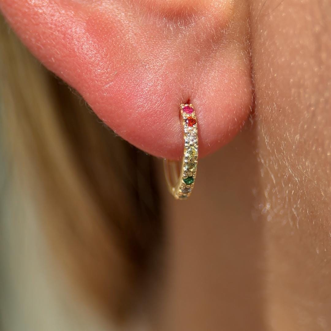 Orecchini A Cerchio Huggie BENEIGE In Oro 14K - Con Zirconi Cubici Brillanti - Delicati Orecchini A Sospensione Geometrici - Gioielli Regalo Per Donna