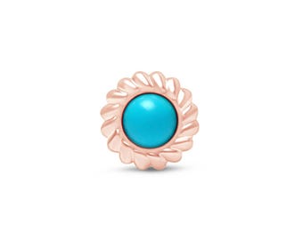 Pendiente con forma de Trenzado color turquesa hecho en Oro Sólido de 14k, Joyeria fina y minimalista, Ideal para perforaciones nuevas.
