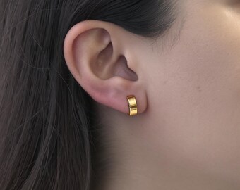 Solid 14K Gold Wide Hoop Cuff Earring, Minimalist Threaded Ball Back Stud for Cartilage or Lobe Piercing, Gift for Him or Her