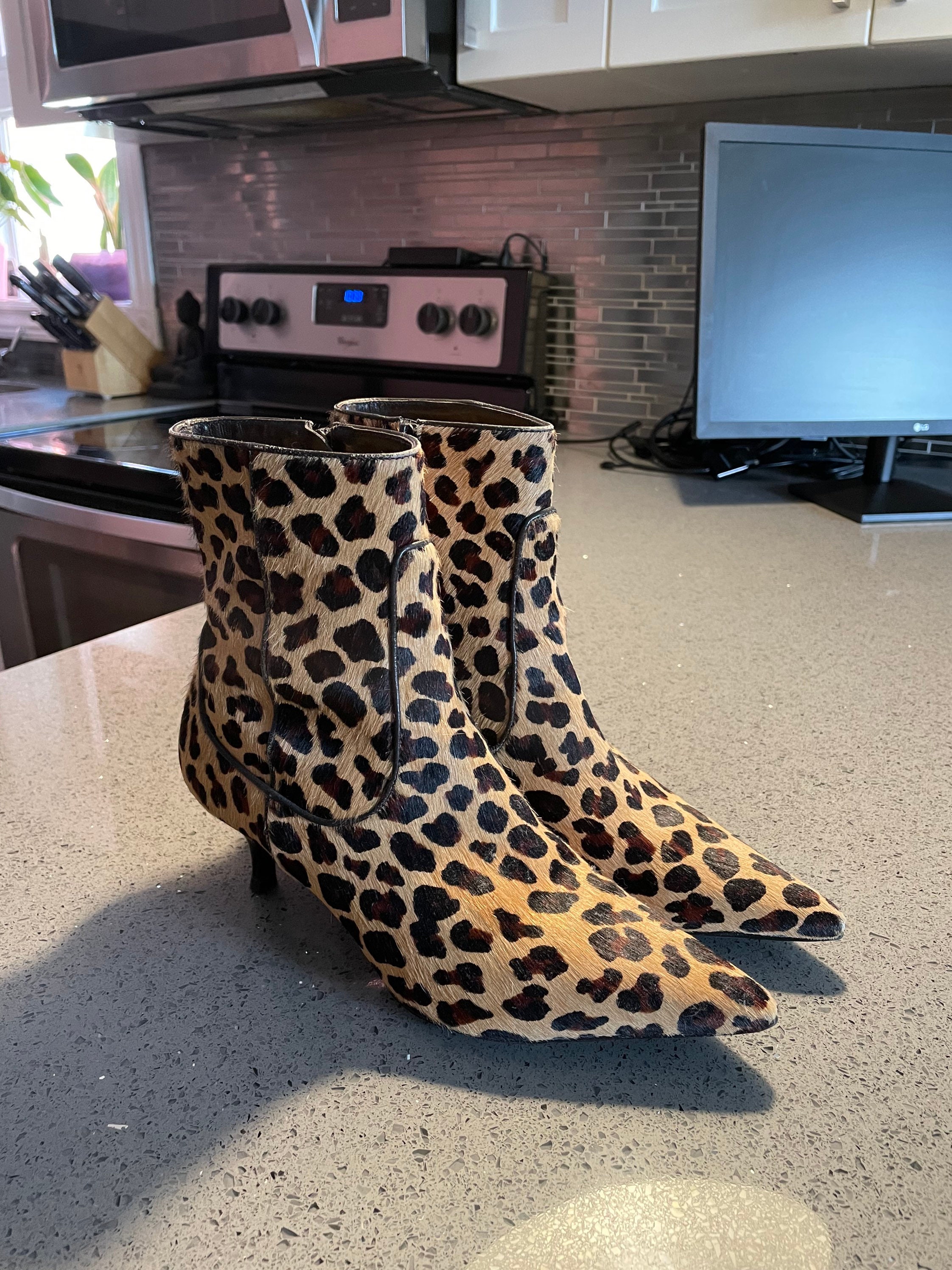 Women's Leopard Ankle Boots with Retro Zip Closure and Pointed Toe - Shop  Now!