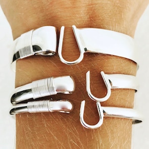 St John Sterling Silver Hook Bracelet 