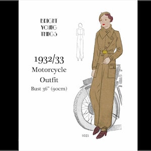 Puede incluir: Una ilustración de patrón de costura titulada Bright Young Things 1932/33 Motorcycle Outfit con un busto de 90cm. La imagen muestra un mono color canela con cuello alto, botones, cinturón y bolsillos grandes, junto a una rueda de moto.