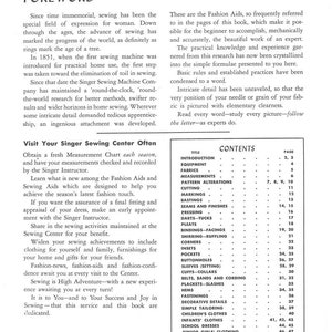 Pu&ograve; includere: Pagina di un libro vintage del 1936 di Singer Sewing Machine Co. con il titolo "FOREWORD" e un sommario. Il testo tratta la storia del cucito, le tecniche e il Singer Sewing Center.