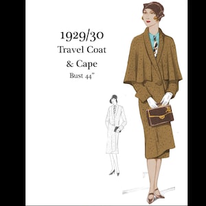 Op de afbeelding: Een vintage illustratie van een vrouw die een bruine reiskostuum en cape draagt met een bijpassende rok. De jas heeft een grote kraag en een knoopsluiting. De vrouw houdt een bruine handtas vast met een gouden sluiting. De illustratie is uit 1929/30 en is getiteld "Reiskostuum & Cape, Borst 44"